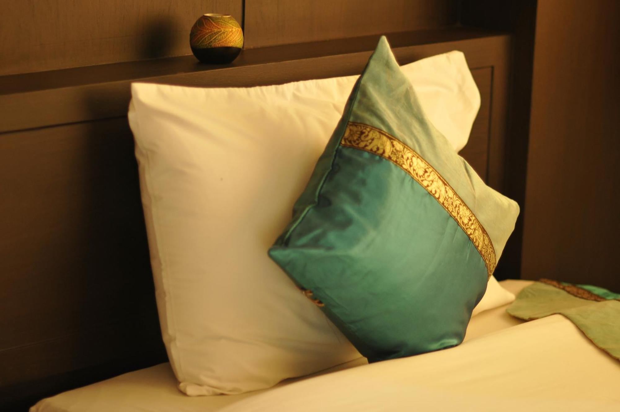 Regent Suvarnabhumi Hotel Μπανγκόκ Εξωτερικό φωτογραφία